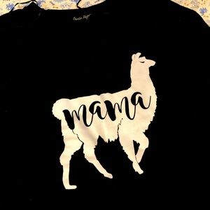 Mama sweatshirt in EUC